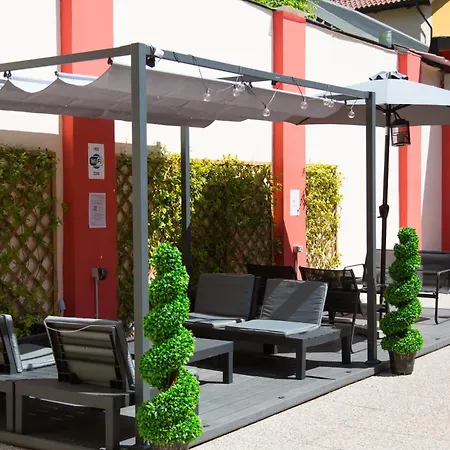 Гостевой дом Metro Young Турин