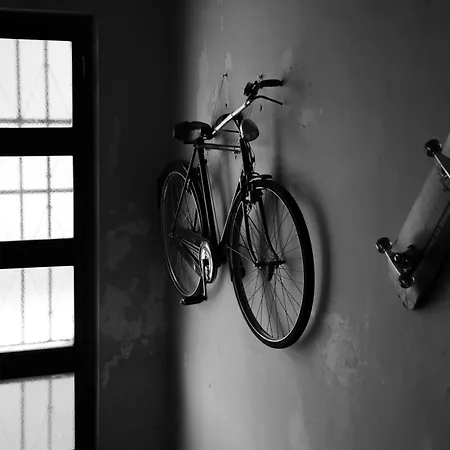 بيت ضيافة Metro Young